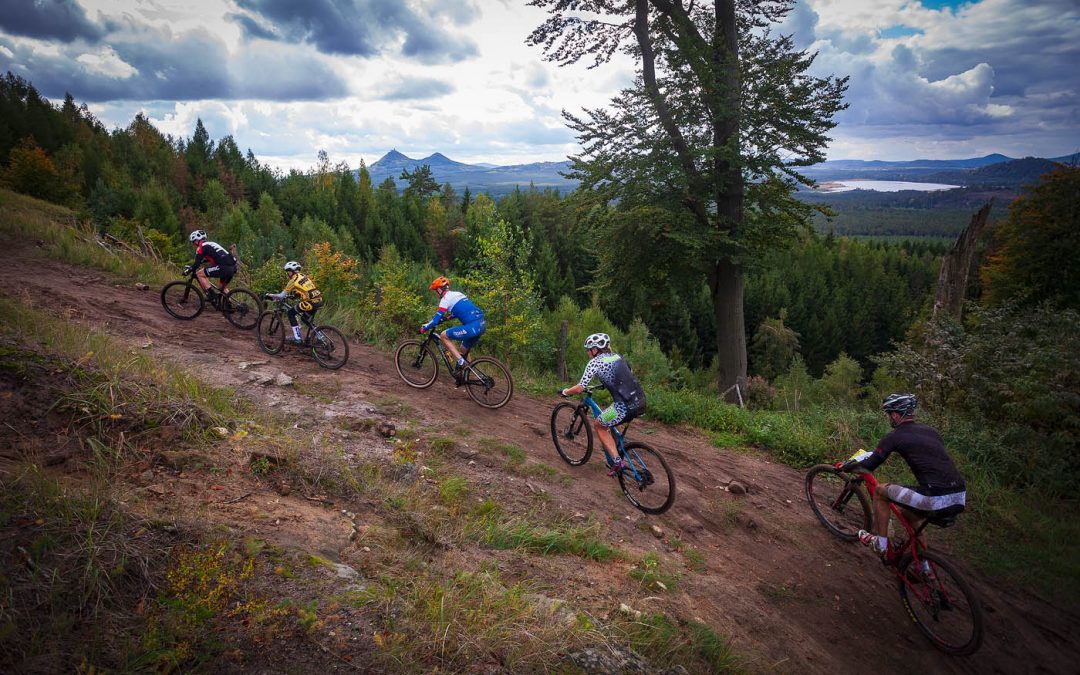 Ralsko MTB Tour České spořitelny. Jedna z posledních možností si letos zazávodit.